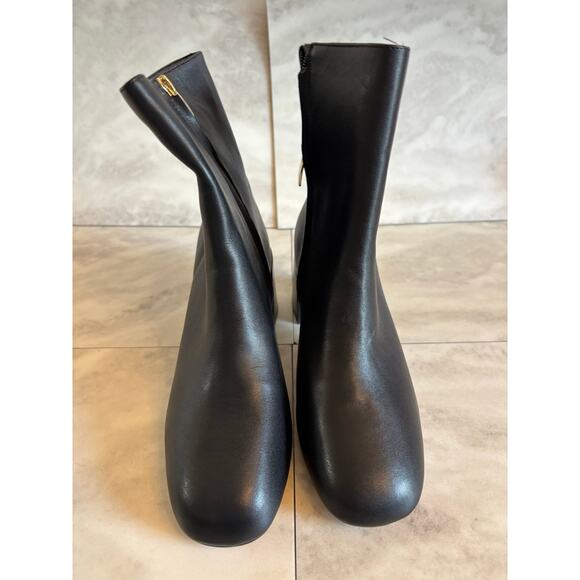Ann Taylor Women Black Leather Almond Toe Block Heel Ankle Booties NWOB Size 9 - Picture 3 of 5